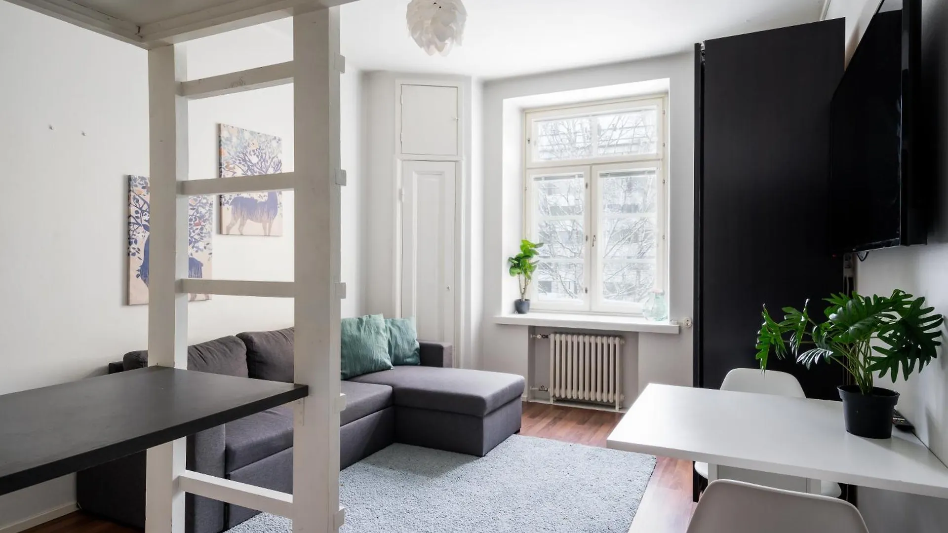 Loft Studio, Kallio, Metro Nearb Helsinki 0*,